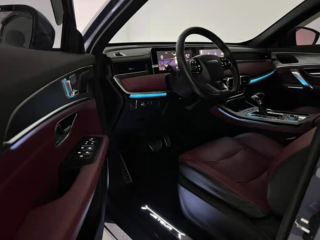 Jetour Jietu X70 PLUS 2022 — фото 11
