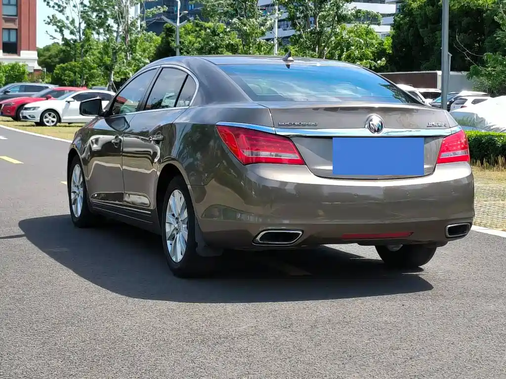 Buick LaCrosse 2015 — фото 5