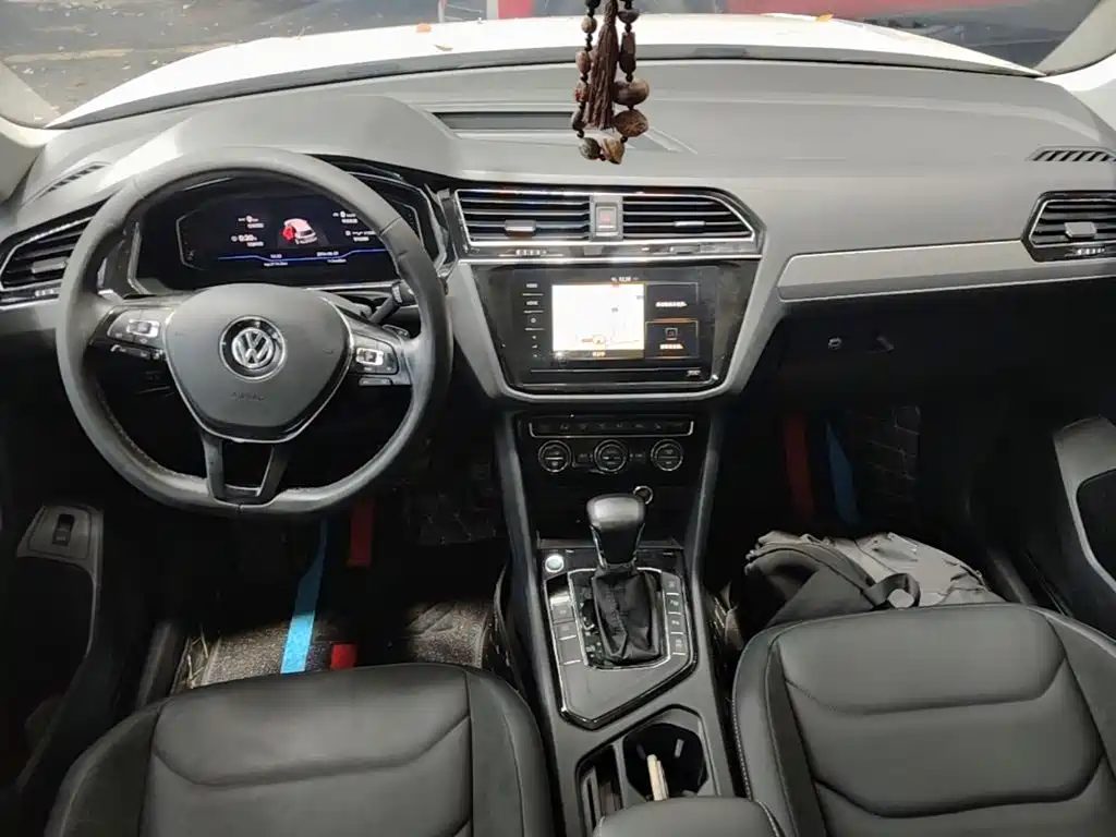 Volkswagen Tiguan L 2020 — фото 10