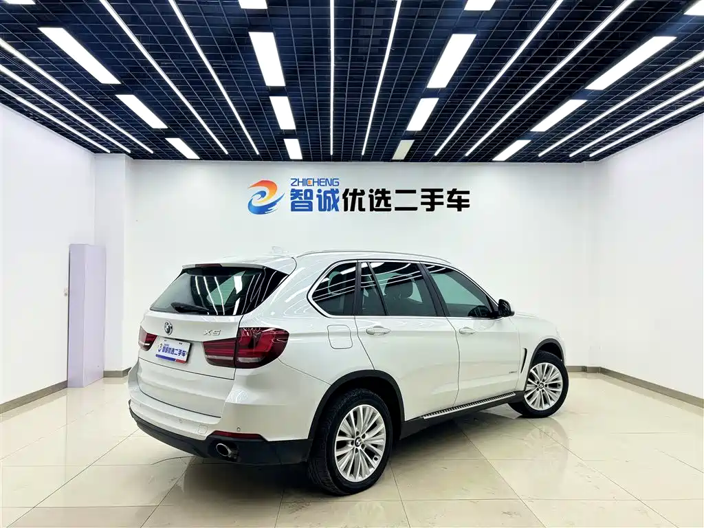 BMW X5 2015 — фото 23