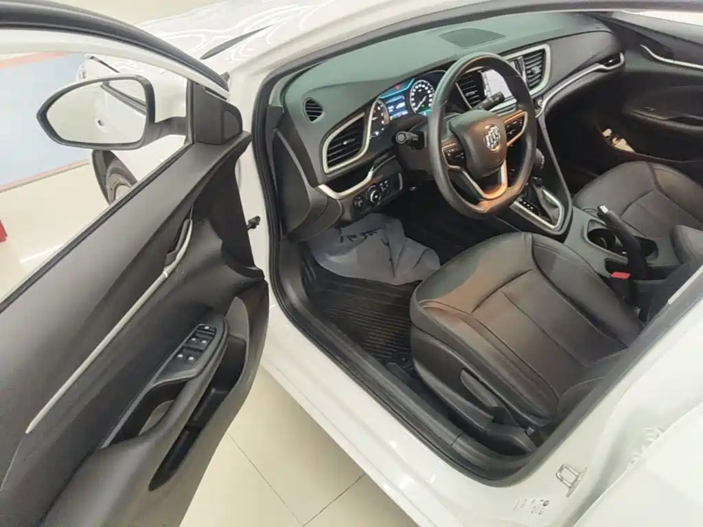 Buick Excelle 2021 — фото 16