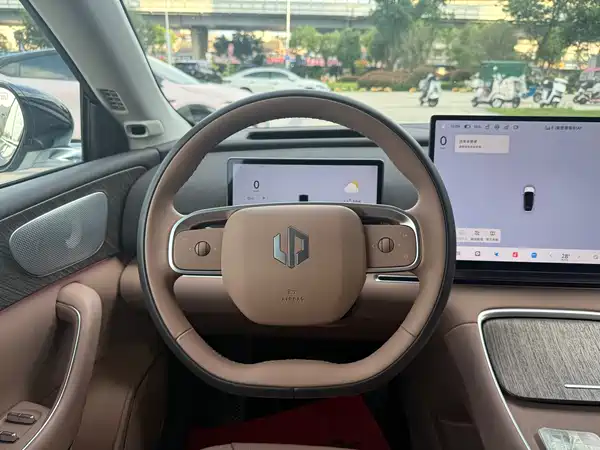 Leapmotor C11 2025