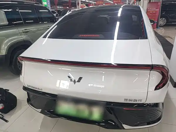 Wuling Starlight 2024