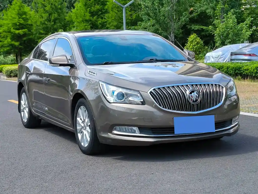 Buick LaCrosse 2015 — фото 3