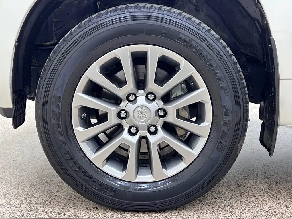 Toyota Prado 2020 — фото 10