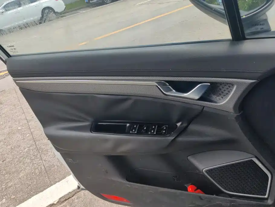 Geely Emgrand GS 2018