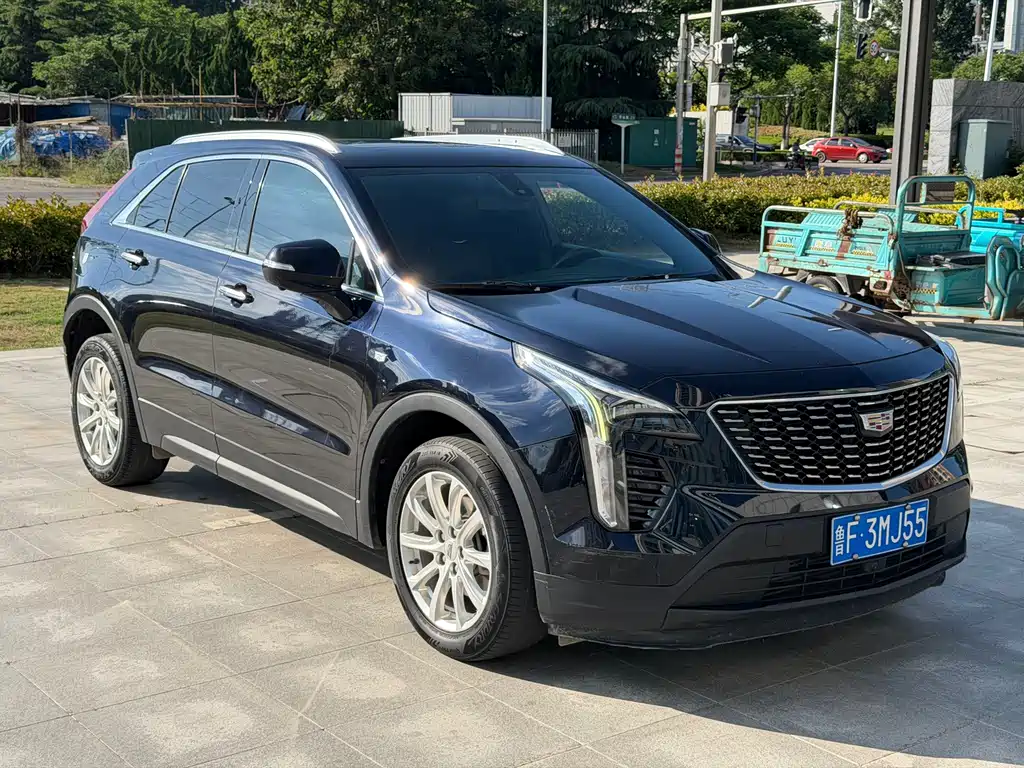 Cadillac XT4 2021 — фото 8