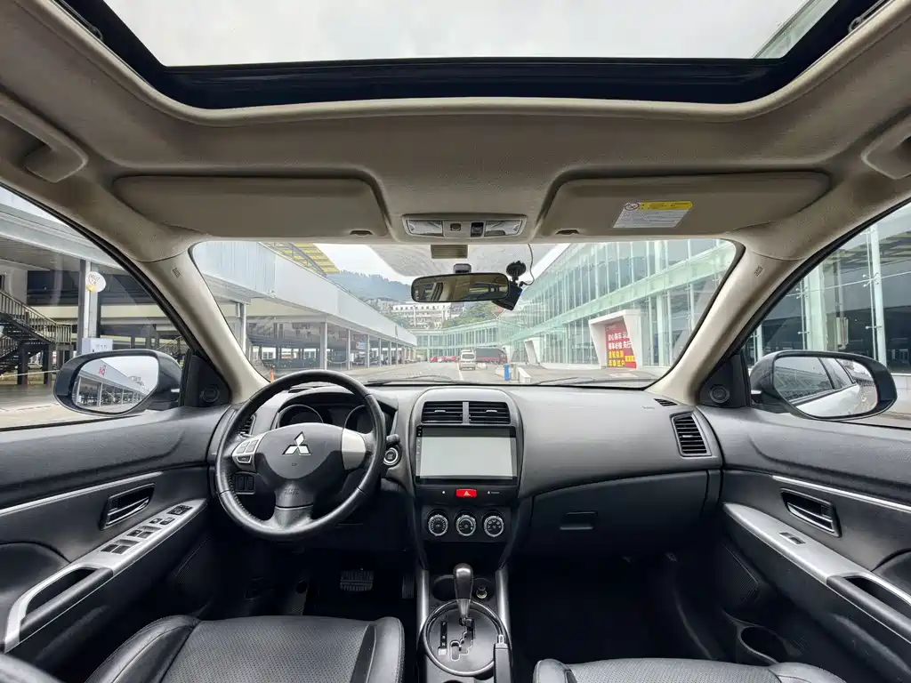 Mitsubishi ASX 2018 — фото 11