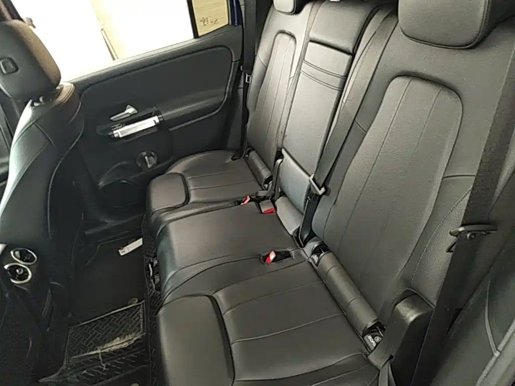Mercedes-Benz GLB 2020 — фото 17