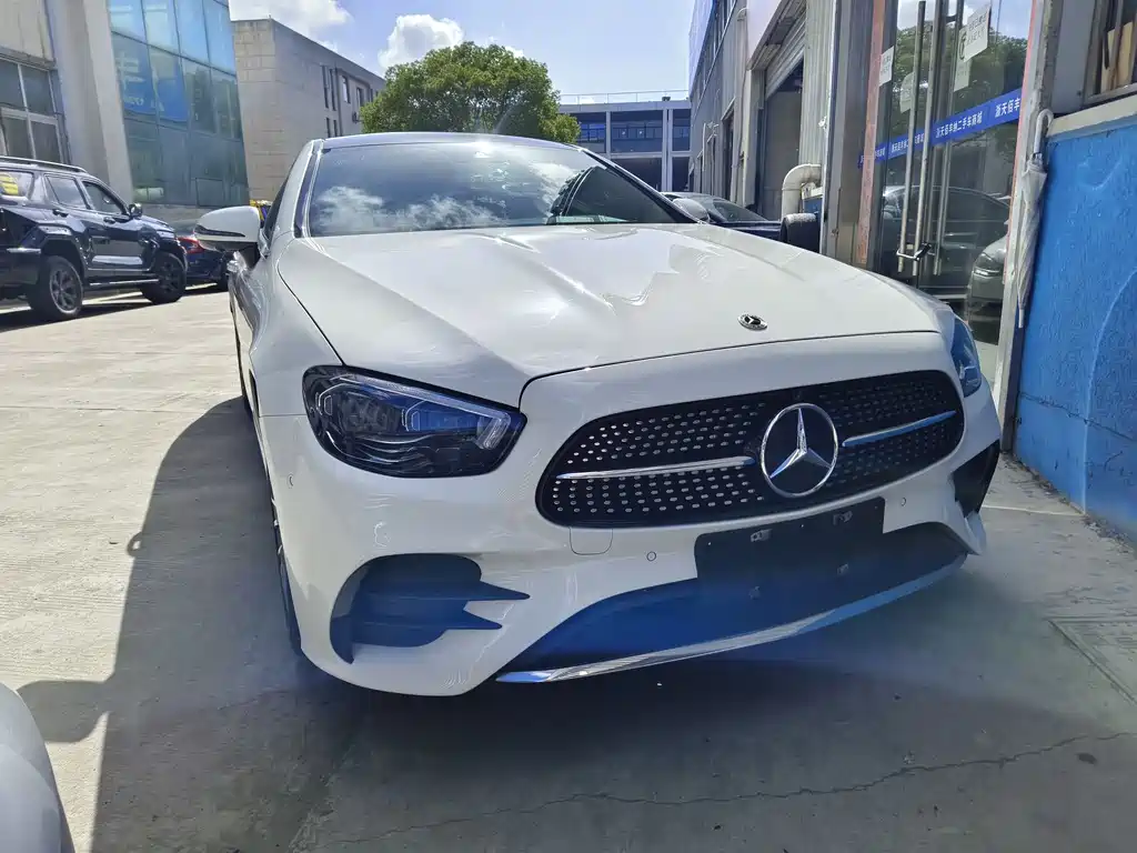 Mercedes-Benz E-Class 2021