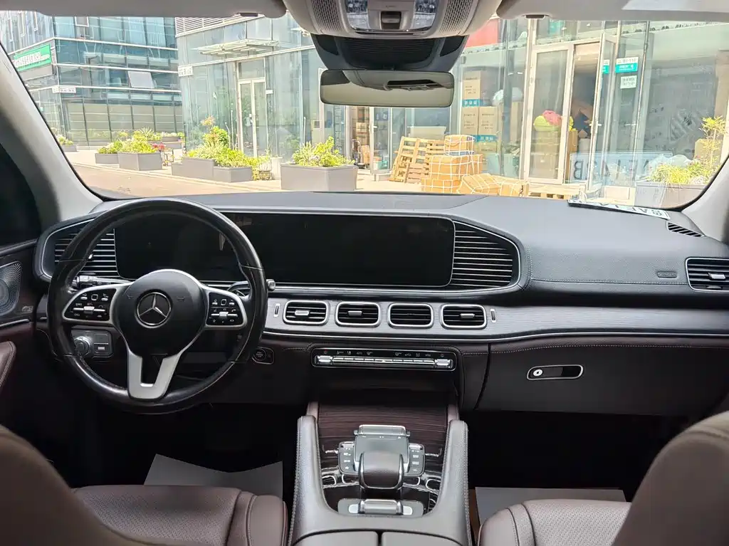 Mercedes-Benz GLS 2021 — фото 12