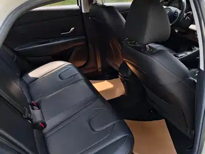 Hyundai Elantra 2020