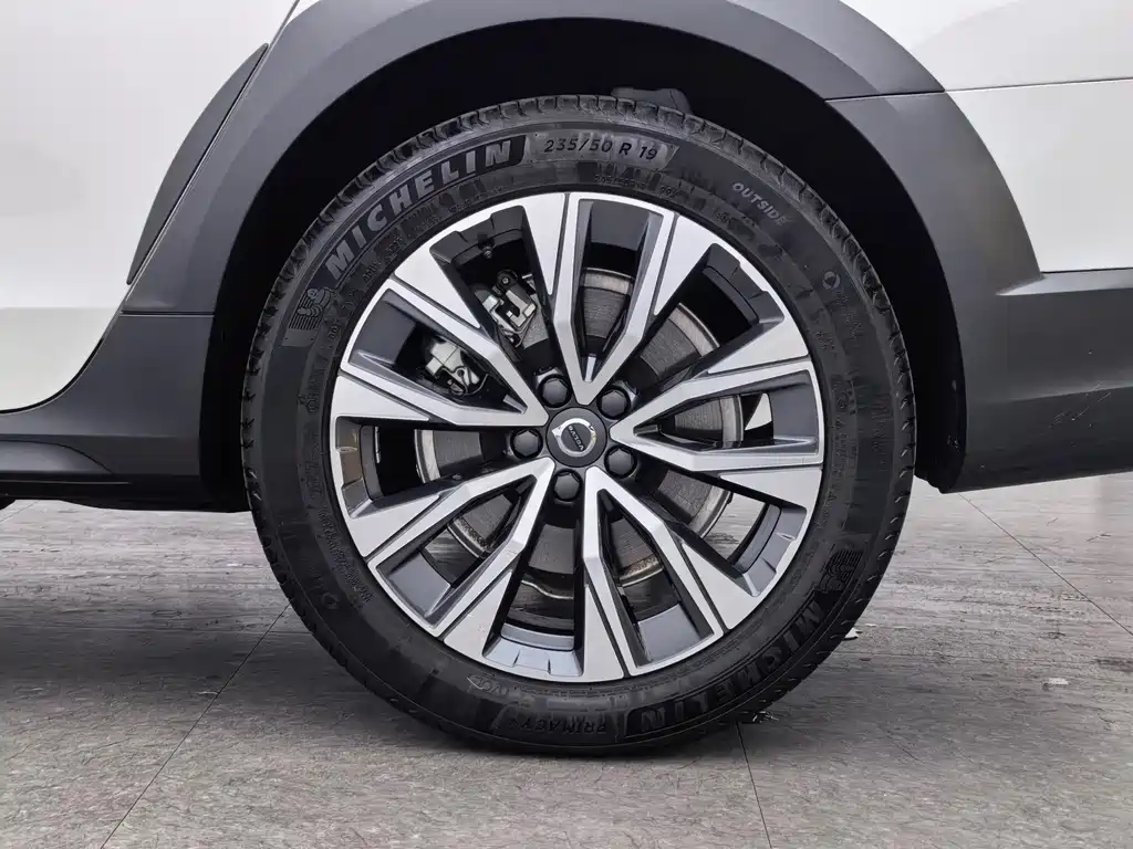 Volvo V90 2021 — фото 14