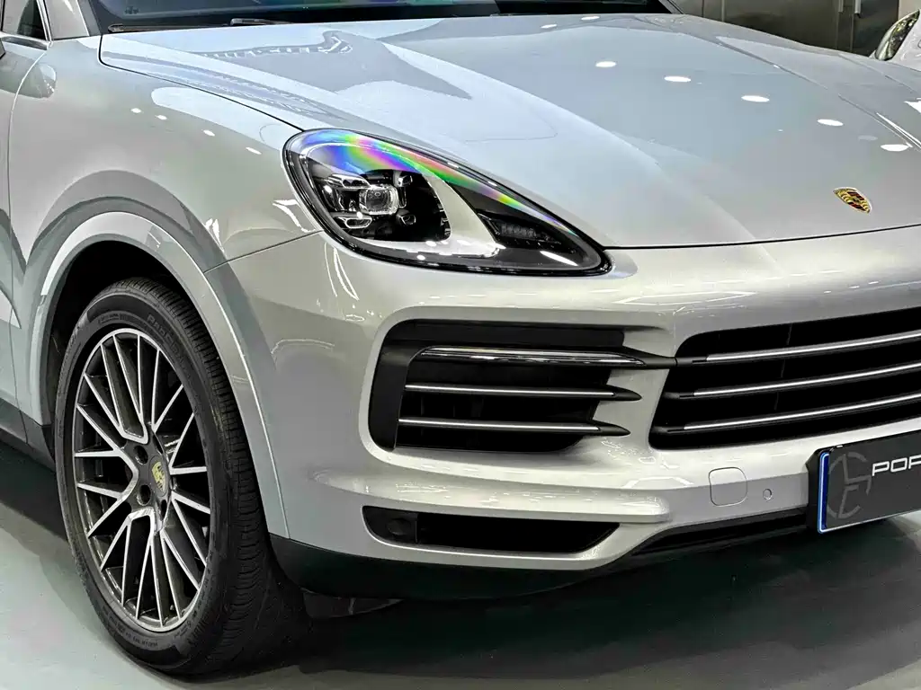 Porsche Cayenne 2022 — фото 13