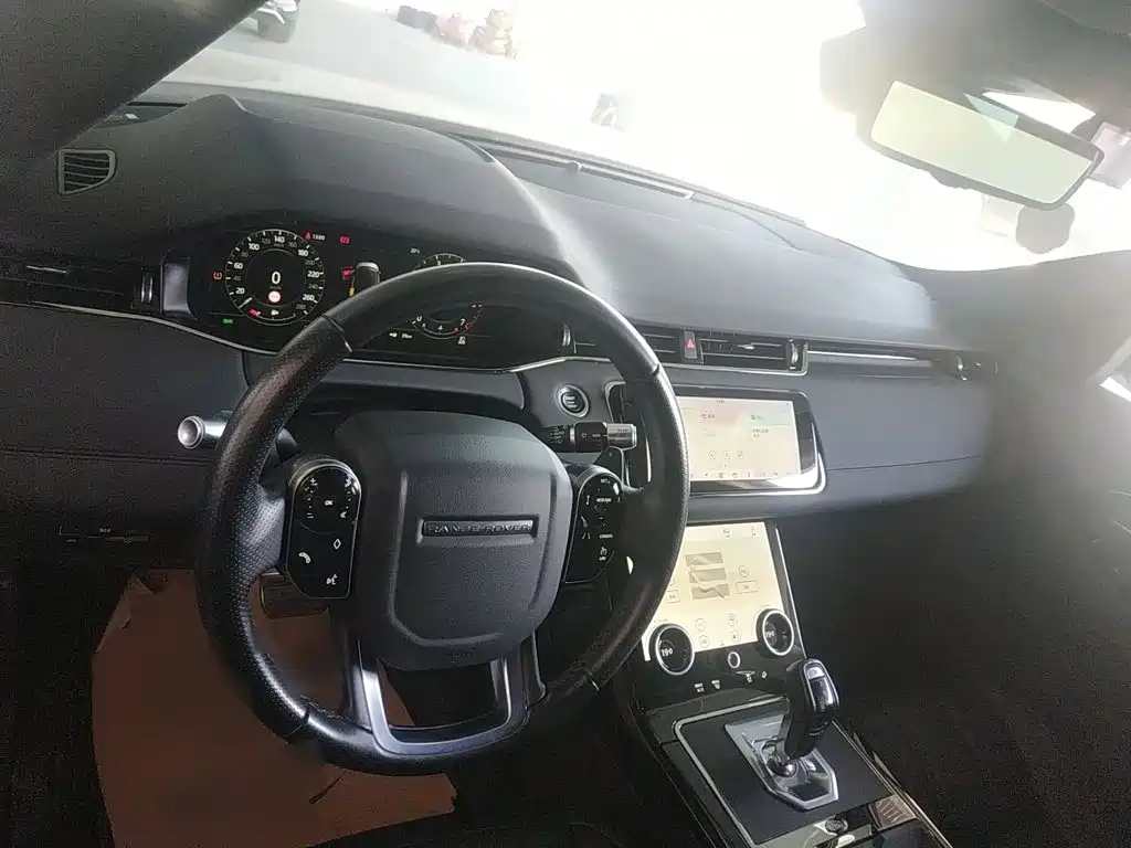 Land Rover Range Rover Evoque 2020 — фото 12