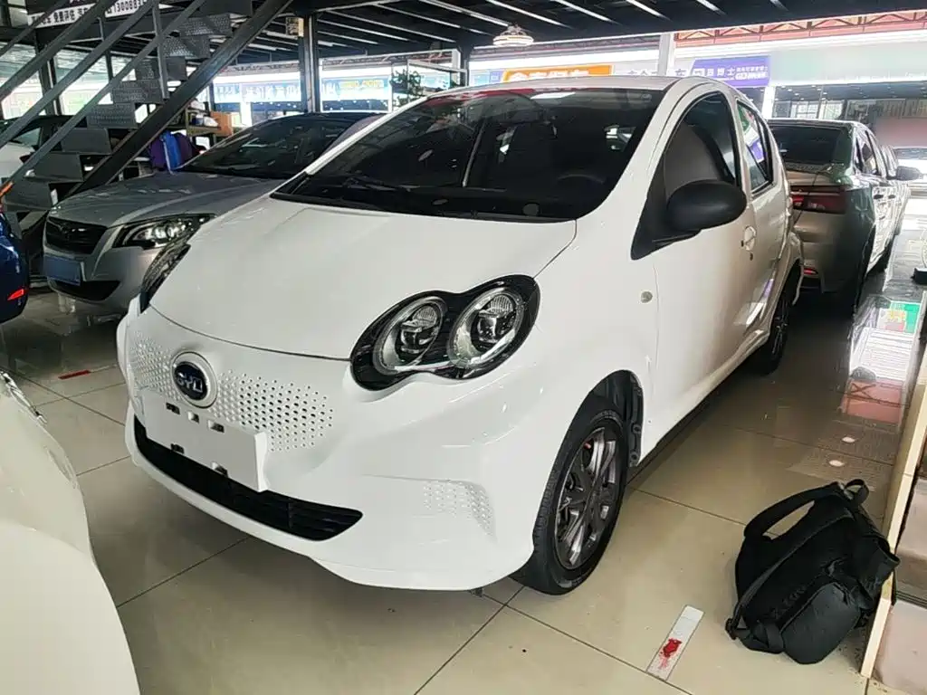 BYD e1 2019