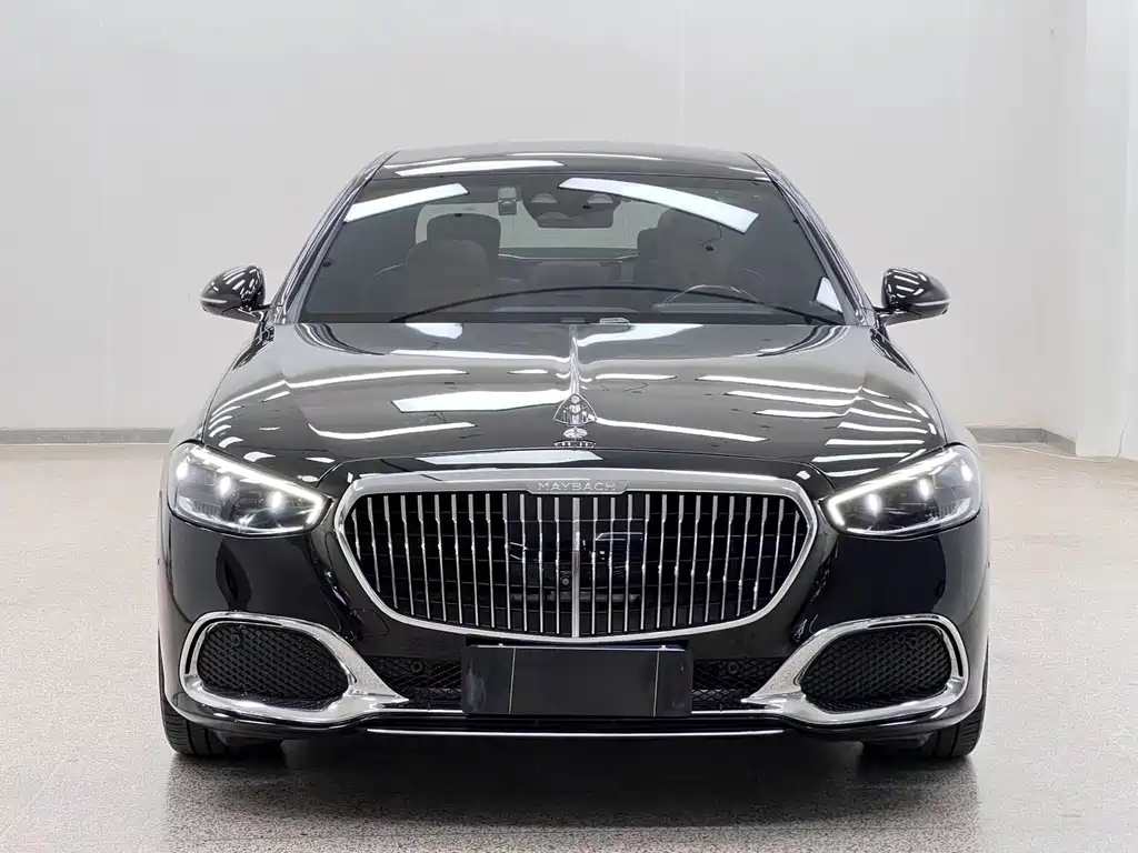 Mercedes-Benz Maybach S-Class 2022 — фото 2