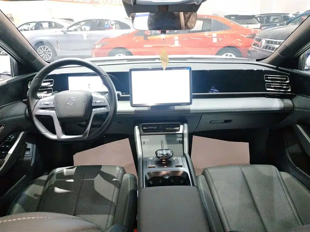 BYD Qin L 2025 — фото 10