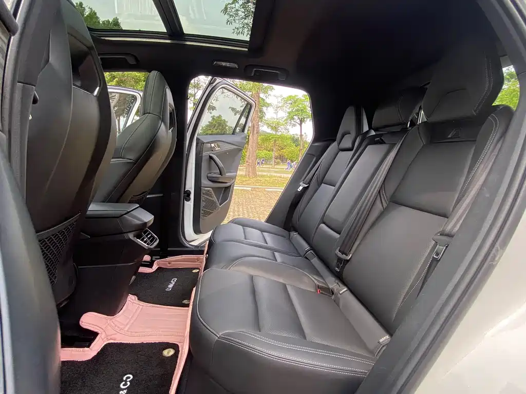 Lynk & Co 06 2024 — фото 11