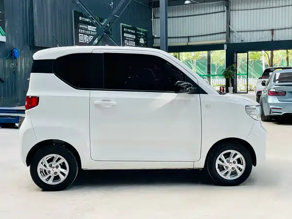 Wuling Hongguang MINIEV 2021