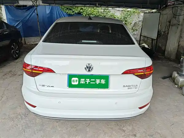 Volkswagen Sagitar 2022