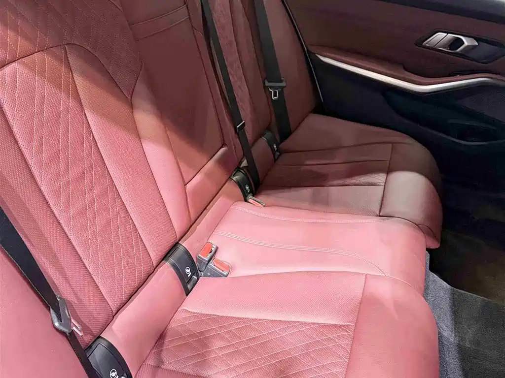 BMW 3 Series 2022 — фото 16