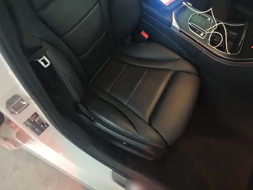 Mercedes-Benz C-Class 2020 — фото 25