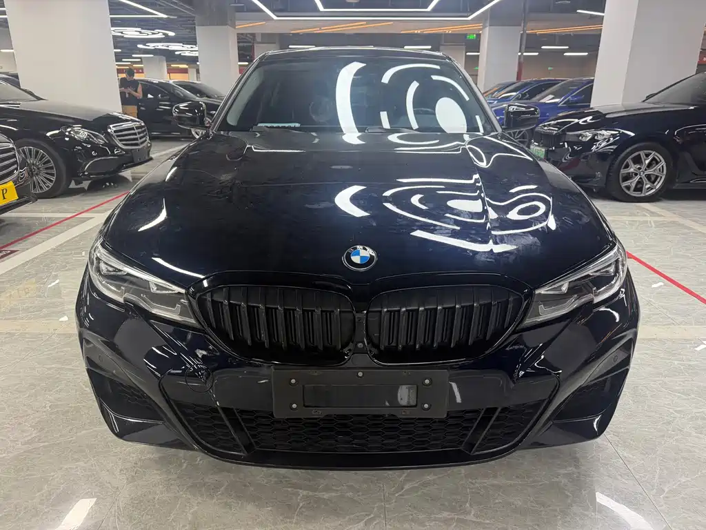 BMW 3 Series 2021
