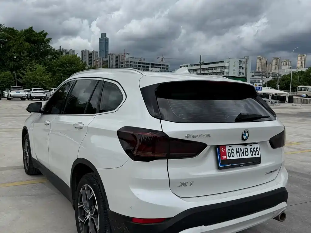 BMW X1 2021
