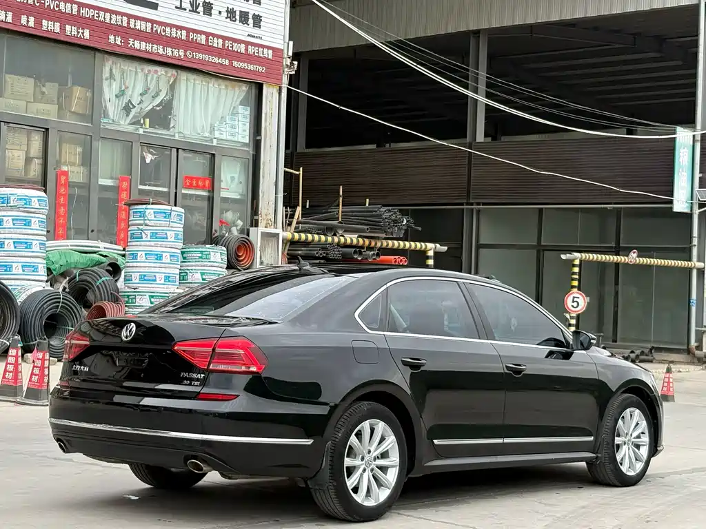 Volkswagen Passat 2016 — фото 6