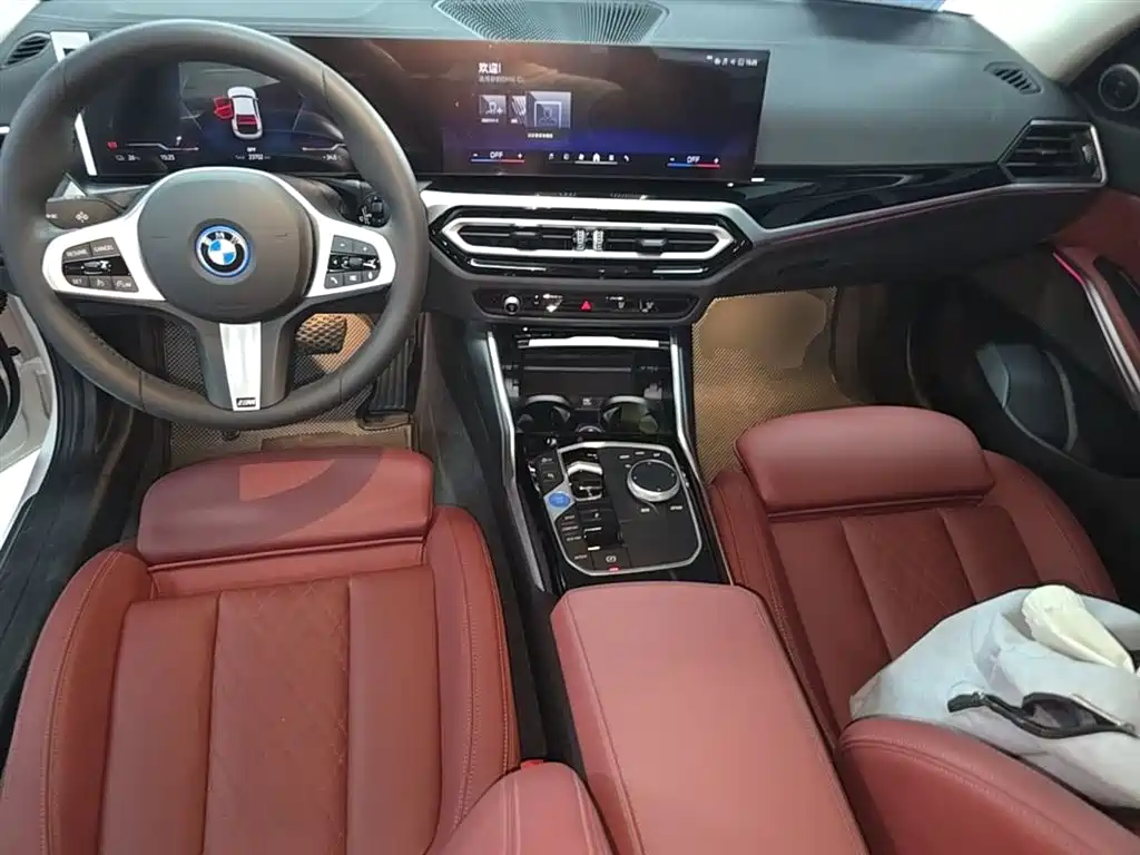 BMW i3 2024 — фото 10