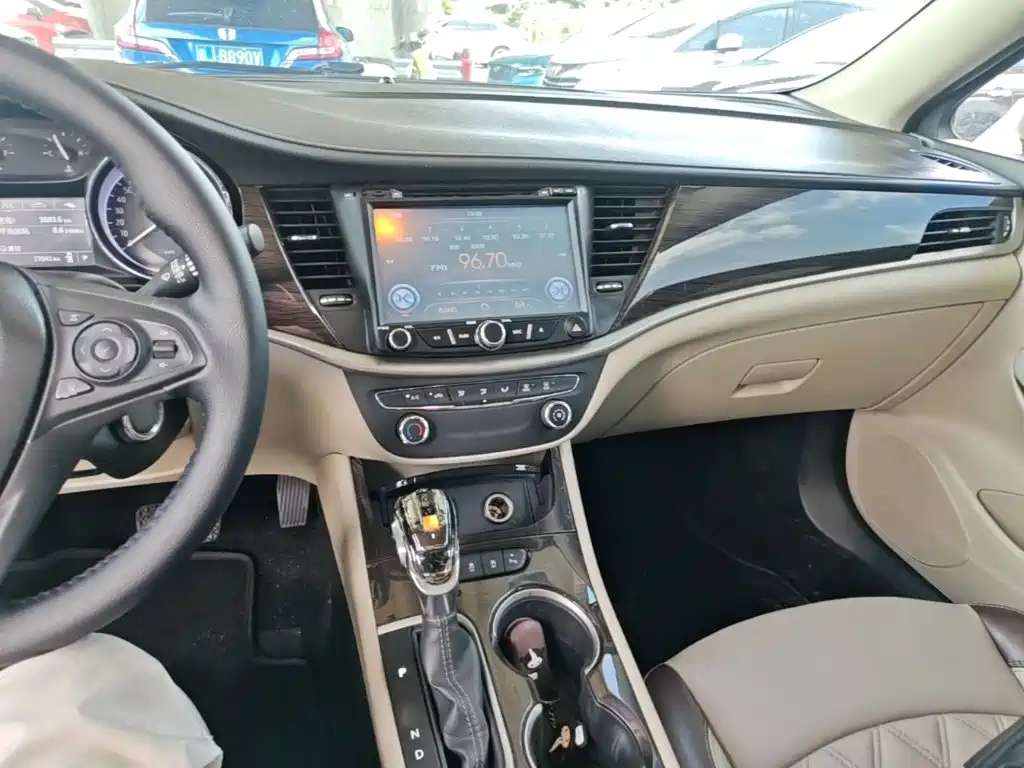 Buick Verano 2018 — фото 10