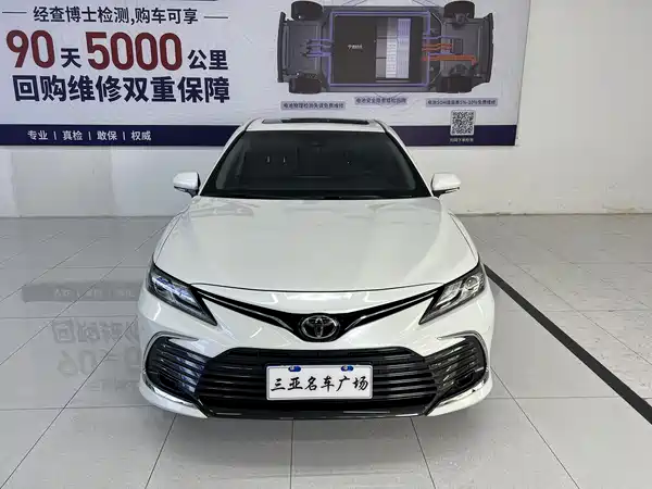 Toyota Camry 2021
