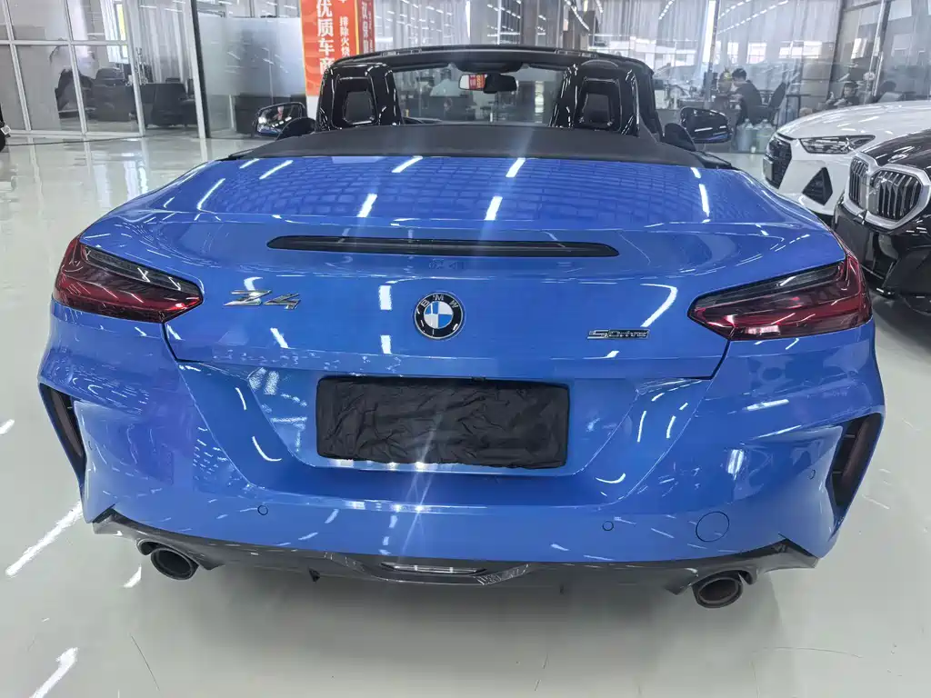 BMW Z4 2023 — фото 6