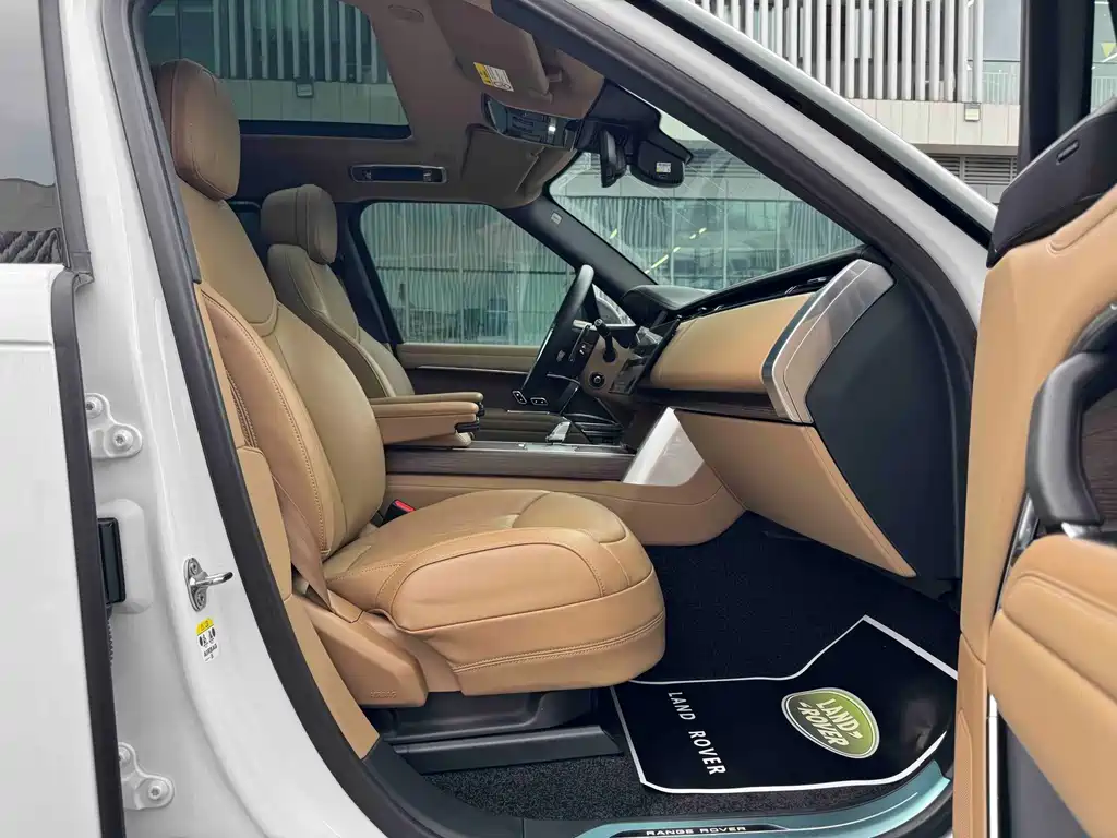 Land Rover Range Rover 2025 — фото 19