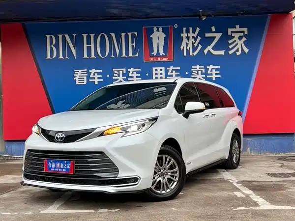 Toyota Sienna 2023