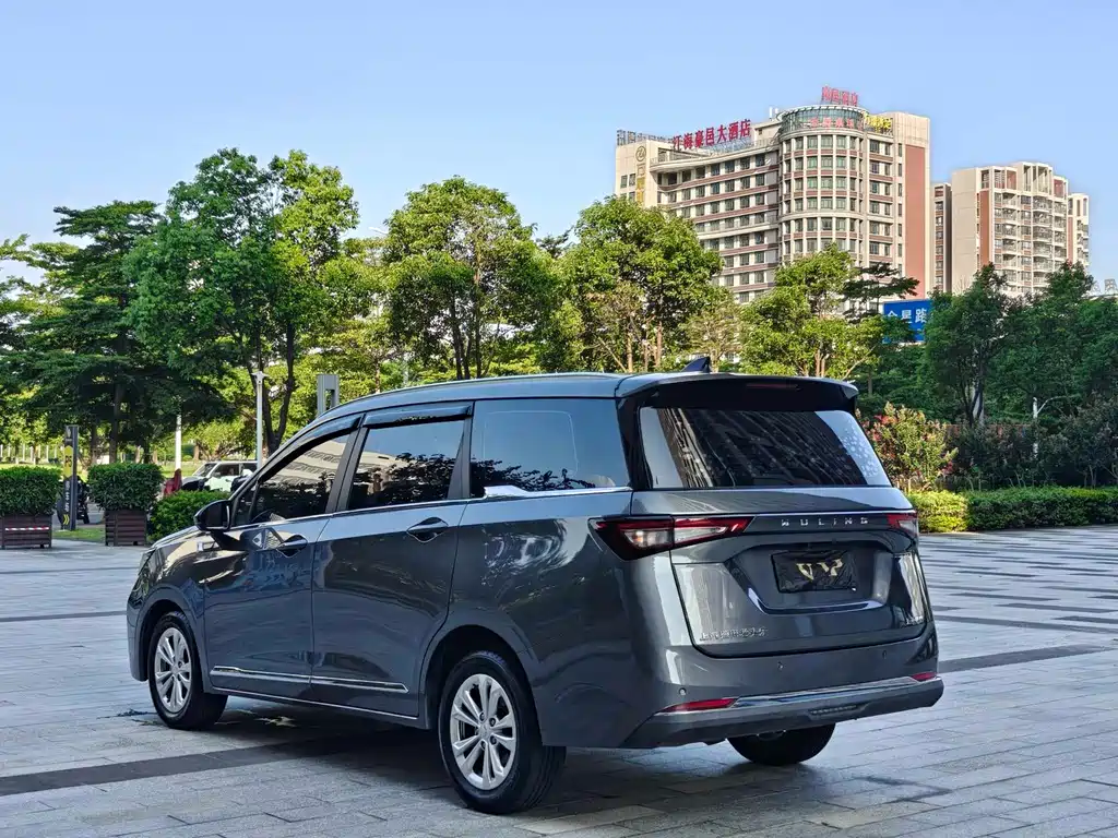 Wuling Jiachen 2022 — фото 15