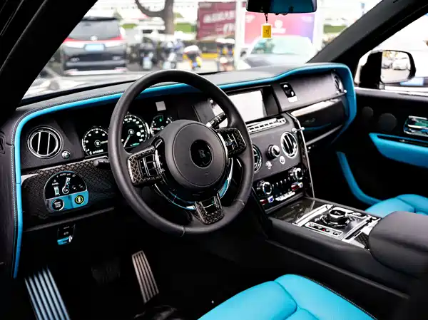 Rolls-Royce Cullinan 2021