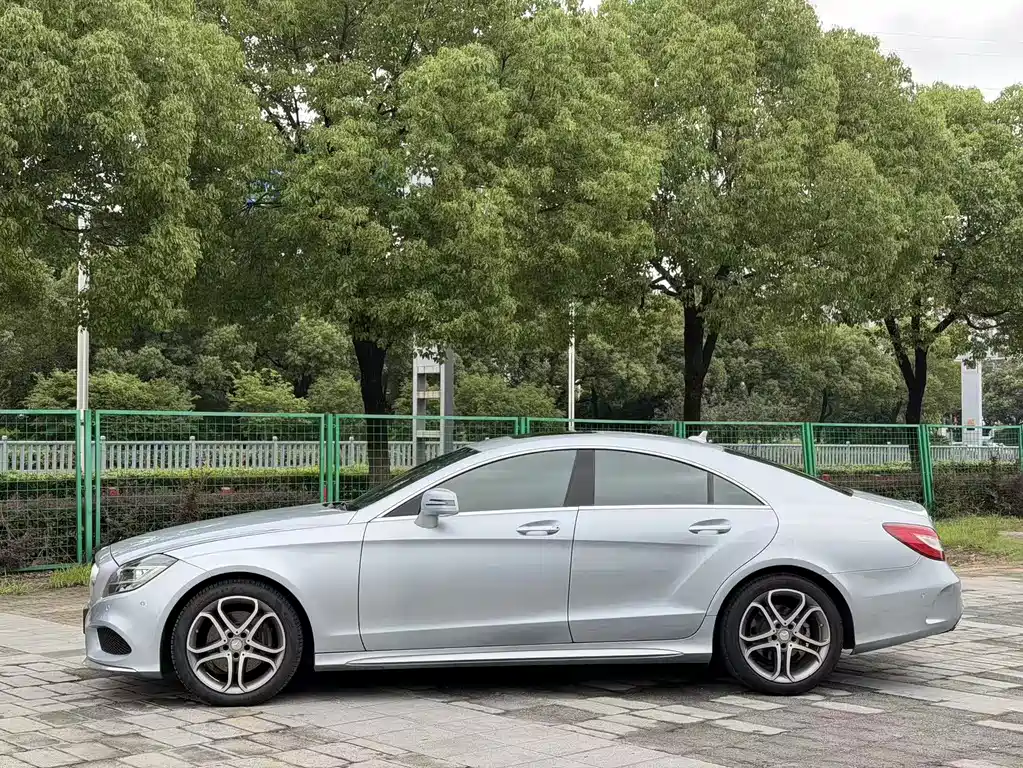 Mercedes-Benz CLS 2015