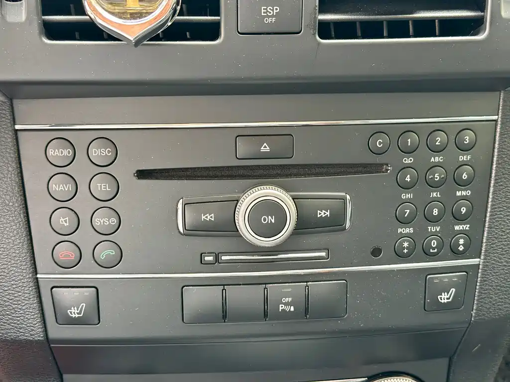 Mercedes-Benz GLK-Class 2010 — фото 32