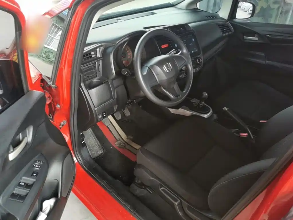 Honda Fit 2017 — фото 16