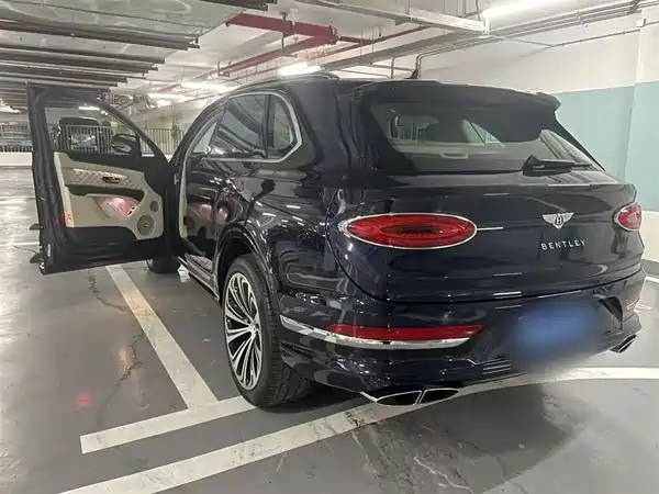 Bentley Bentayga 2021