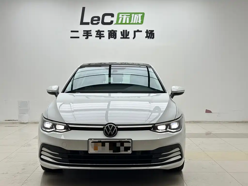 Volkswagen Golf 2021