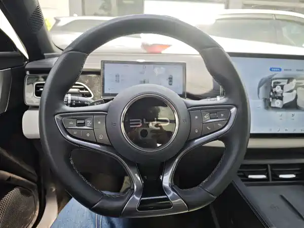 BYD Seal 06 2025