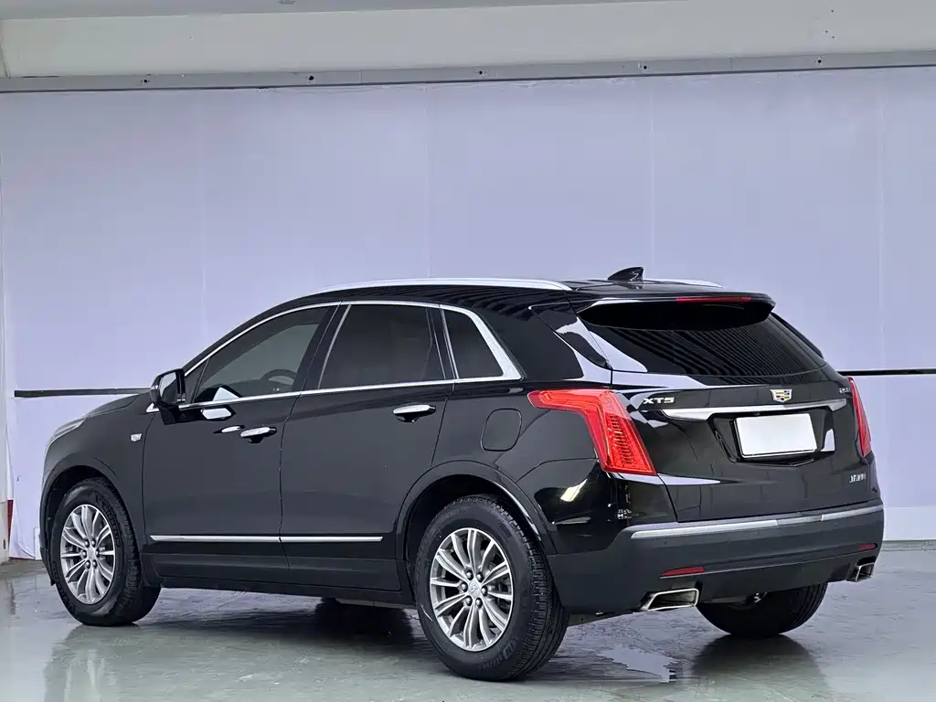 Cadillac XT5 2018 — фото 4
