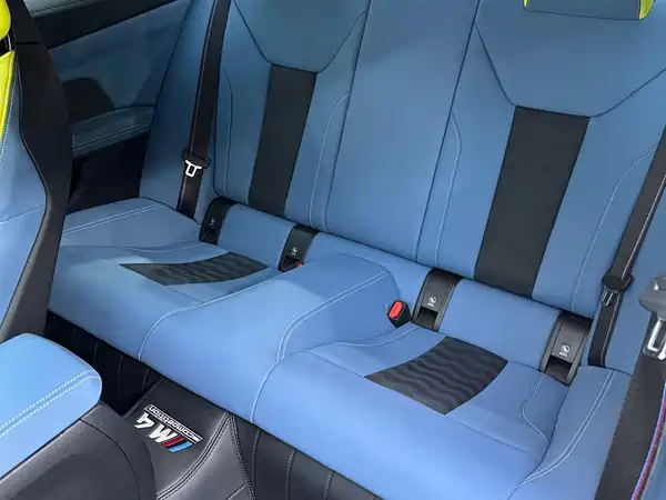 BMW M4 2023