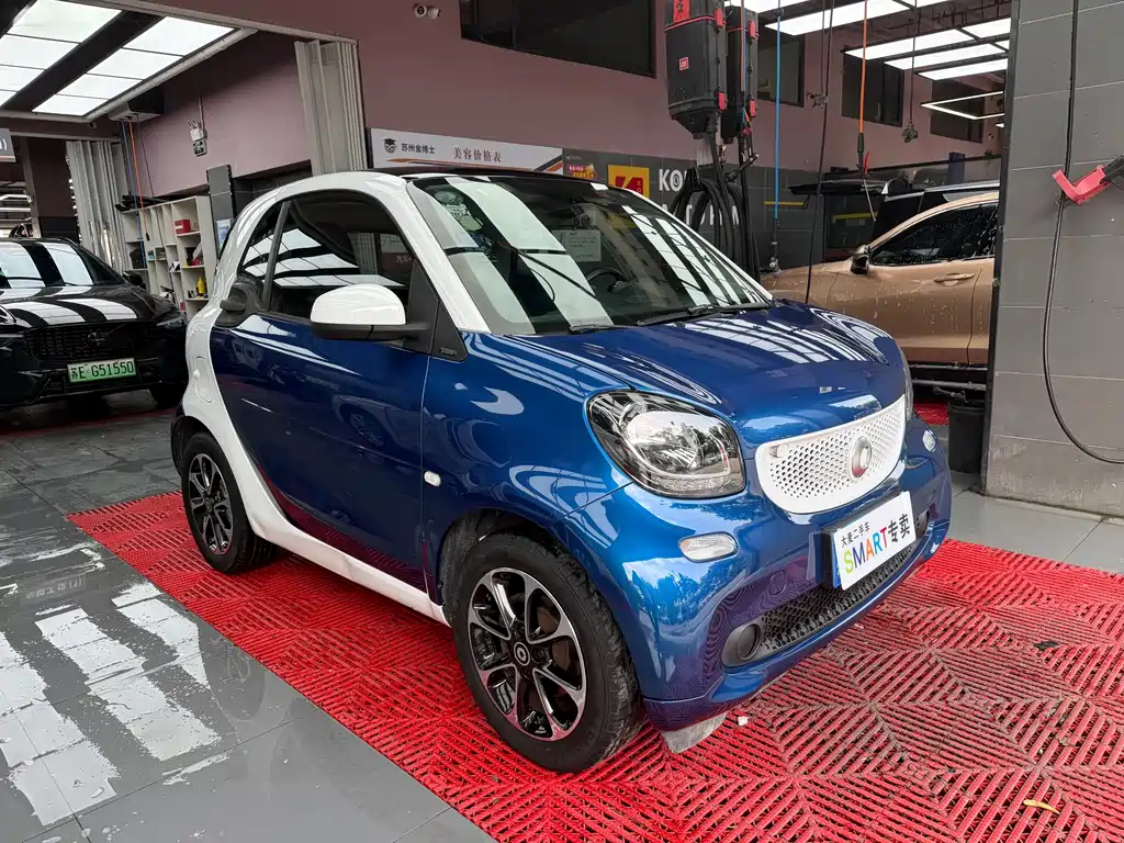 smart fortwo 2017 — фото 3