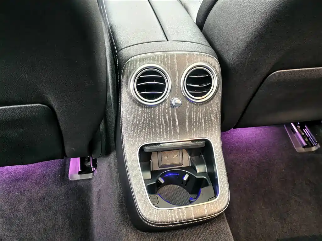 Mercedes-Benz E-Class 2021 — фото 12