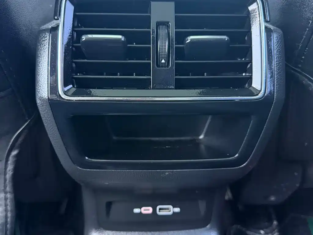 Skoda Karoq 2022 — фото 13