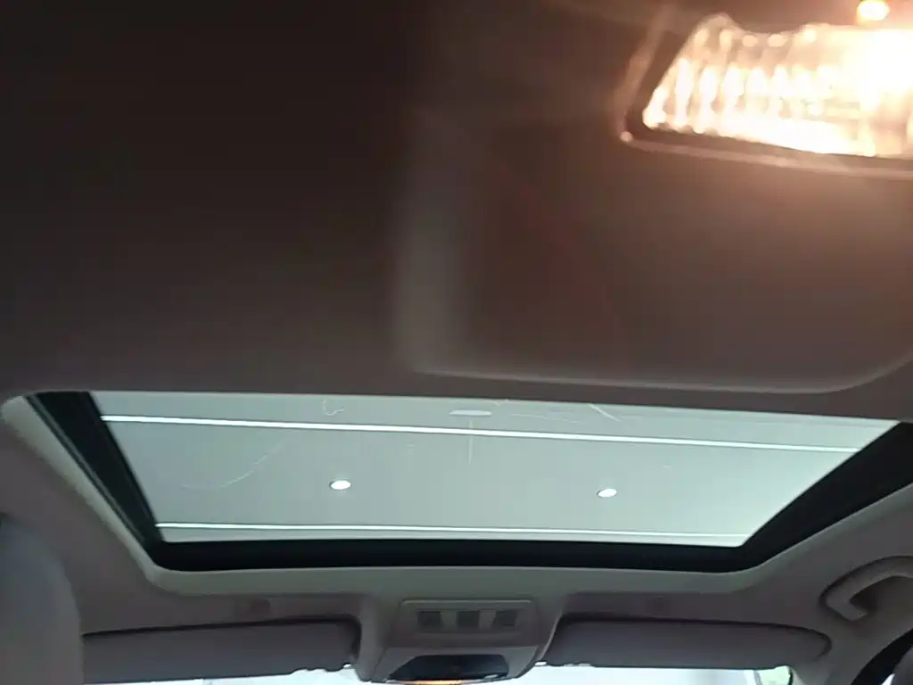 BMW 5 Series 2016 — фото 18
